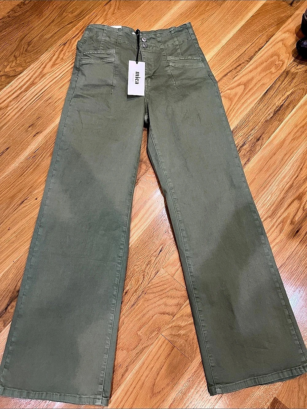 Mica Wide Leg Jeans in Green Waist 28 NWT